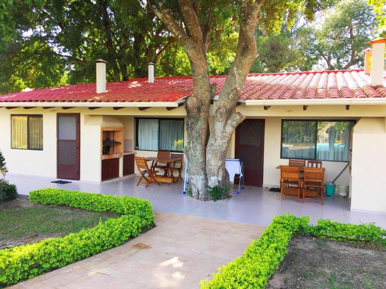 Los Jazmines Hotel Resort Warnes Esterno foto