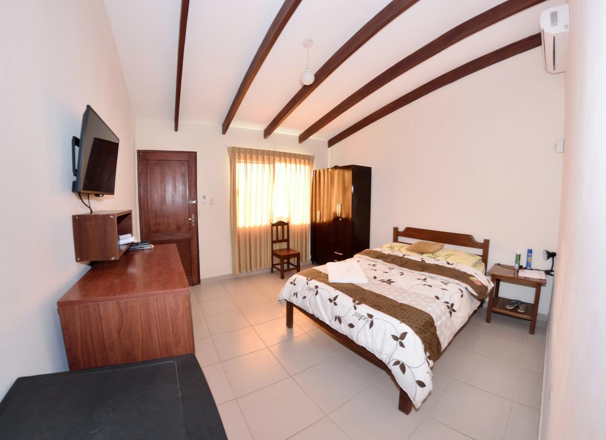 Los Jazmines Hotel Resort Warnes Esterno foto